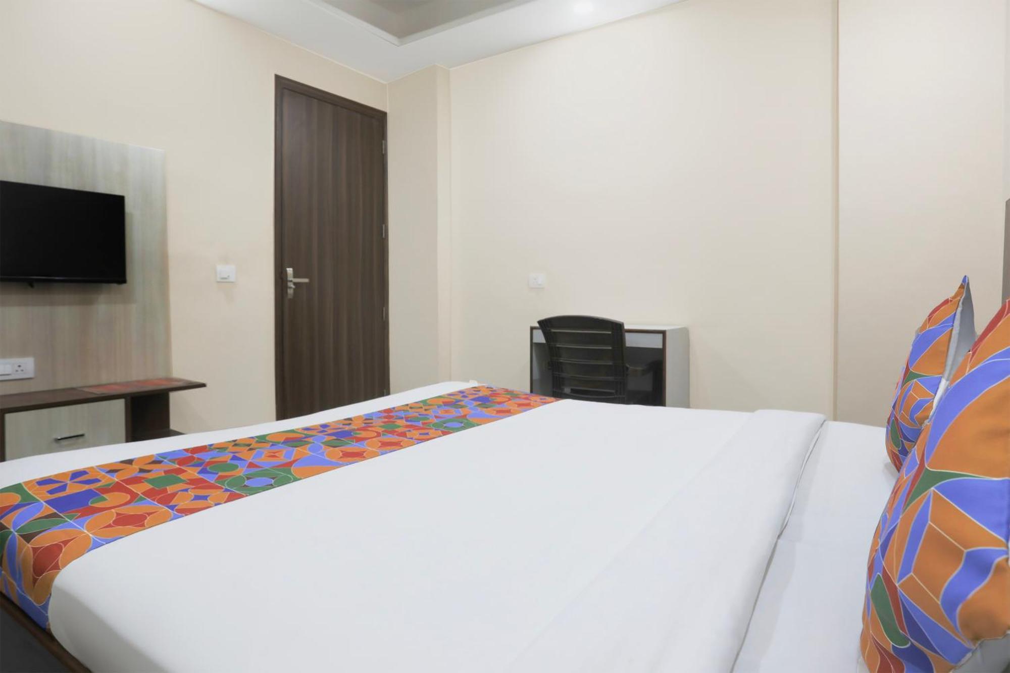 Fabhotel Bliss Premium 古尔冈 外观 照片