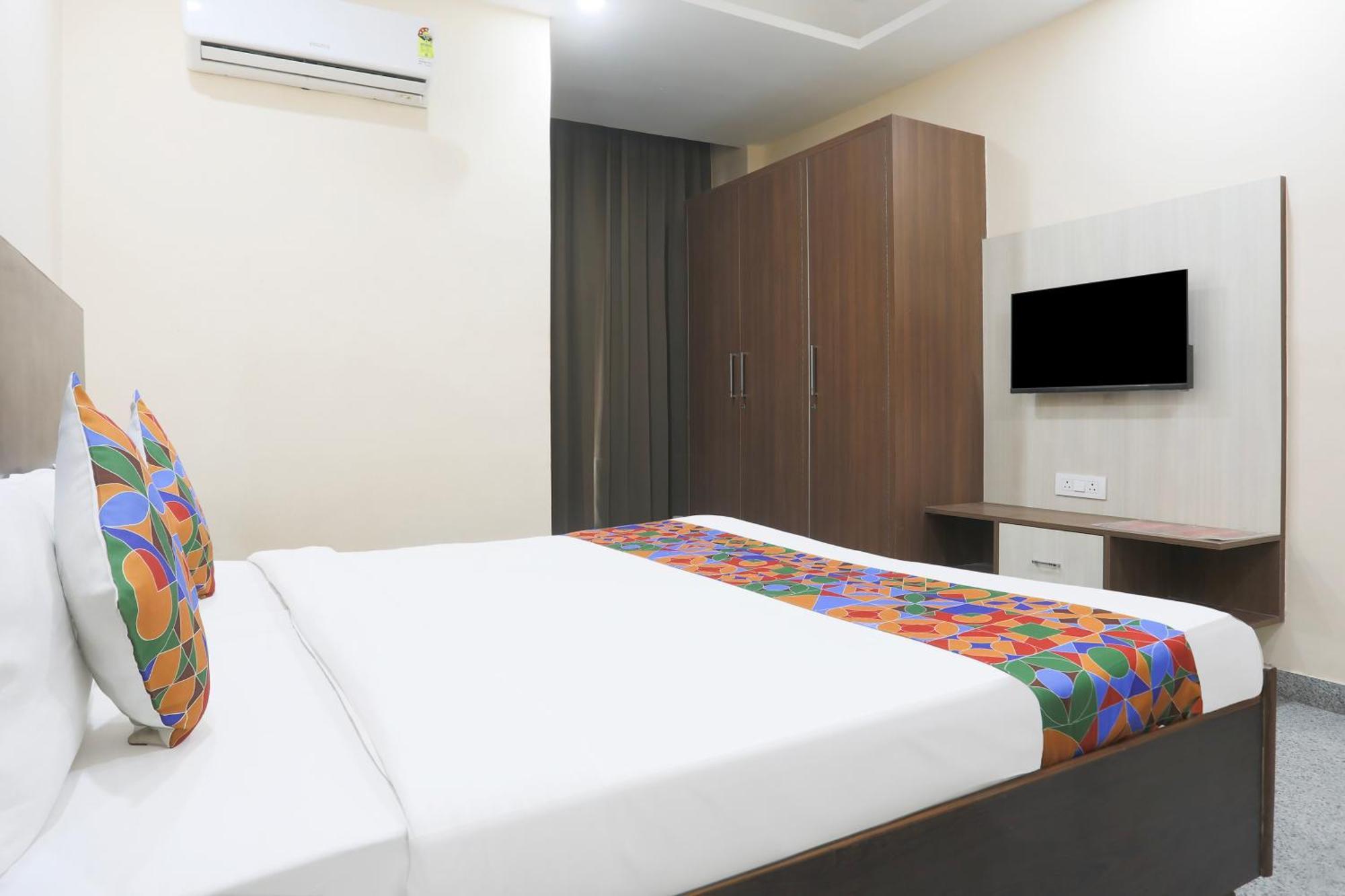 Fabhotel Bliss Premium 古尔冈 外观 照片